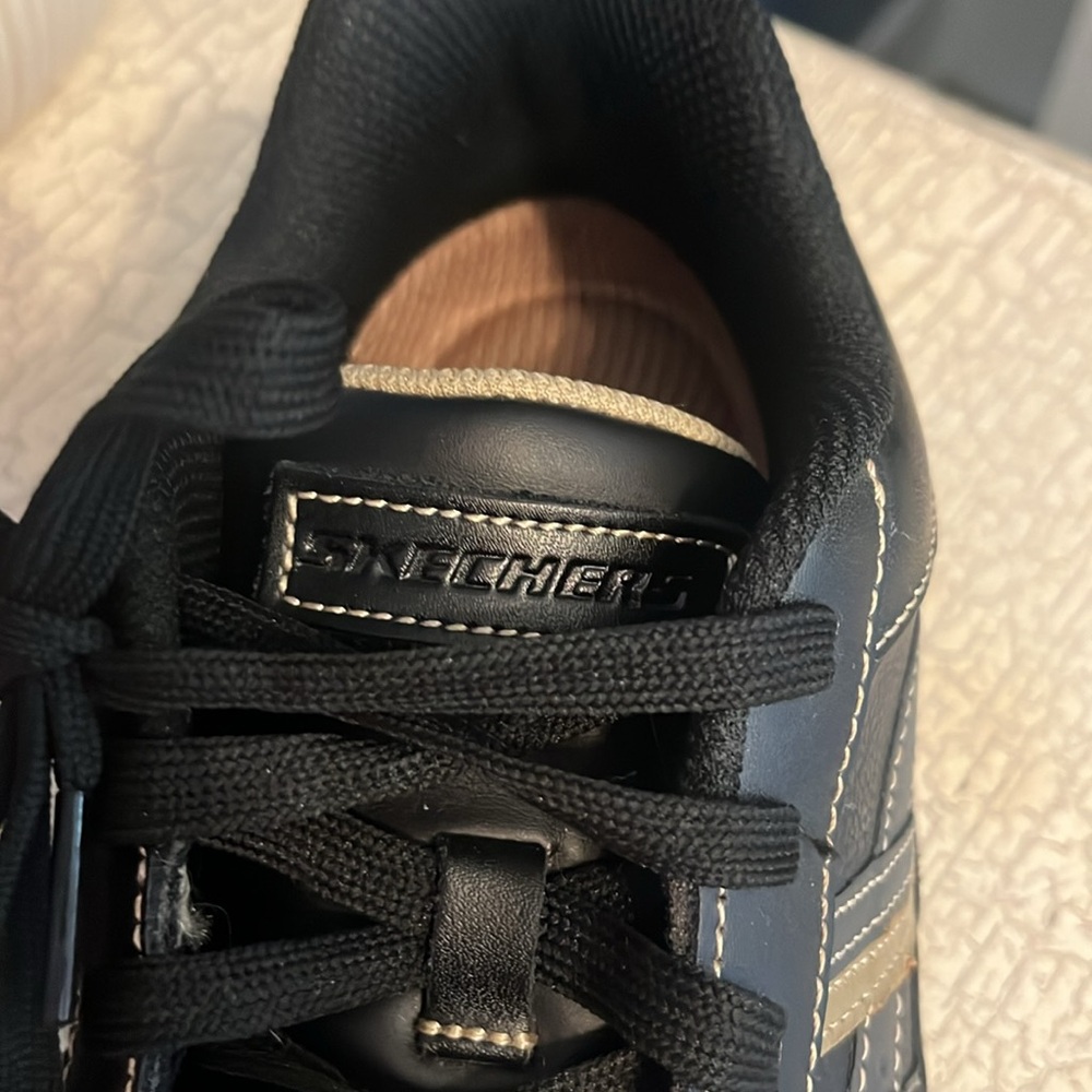 Men's Black and Gold Sneakers - Picture 3 of 6